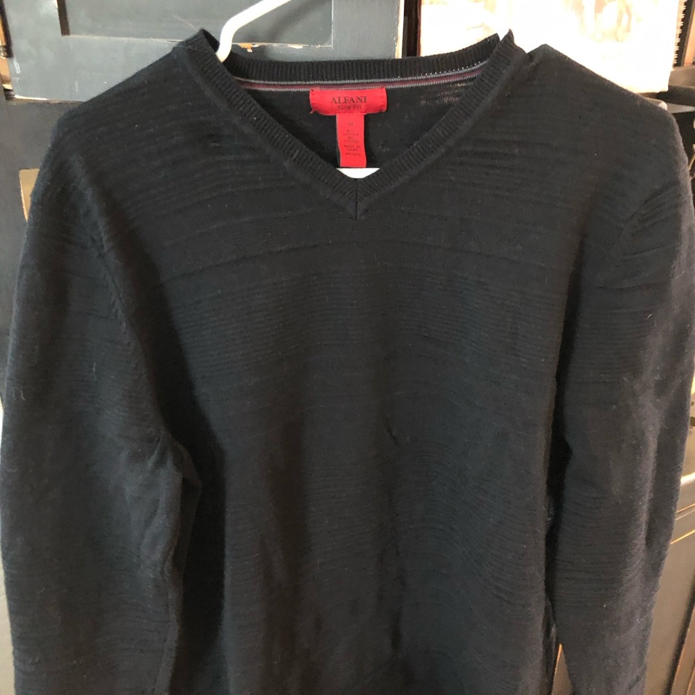Men’s black Alfani slim fit lightweight sweater sized medium - Picture 4 of 8